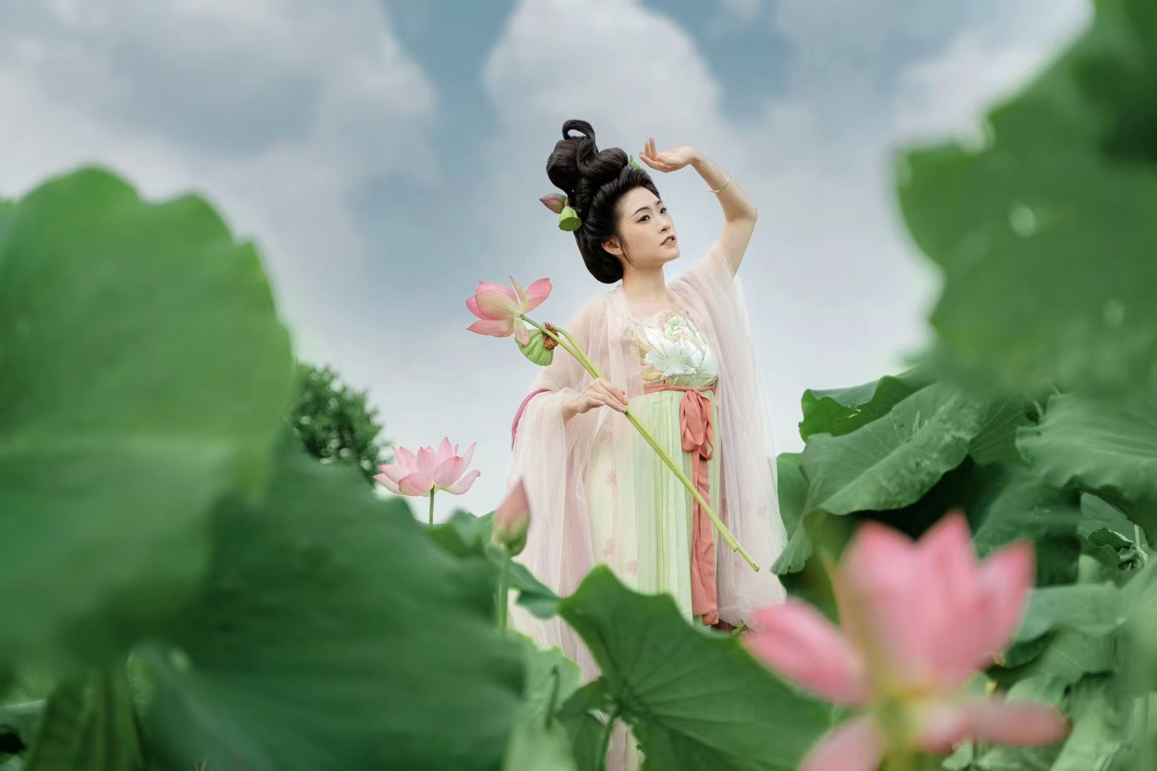 全國(guó)知名品牌“漢亭序”簽約常德經(jīng)投，常德河街即將刮起國(guó)潮風(fēng)
